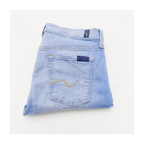 7 For All Mankind Cropped Gwenevere Light Wash Denim Jeans SZ30 - Picture 1 of 9